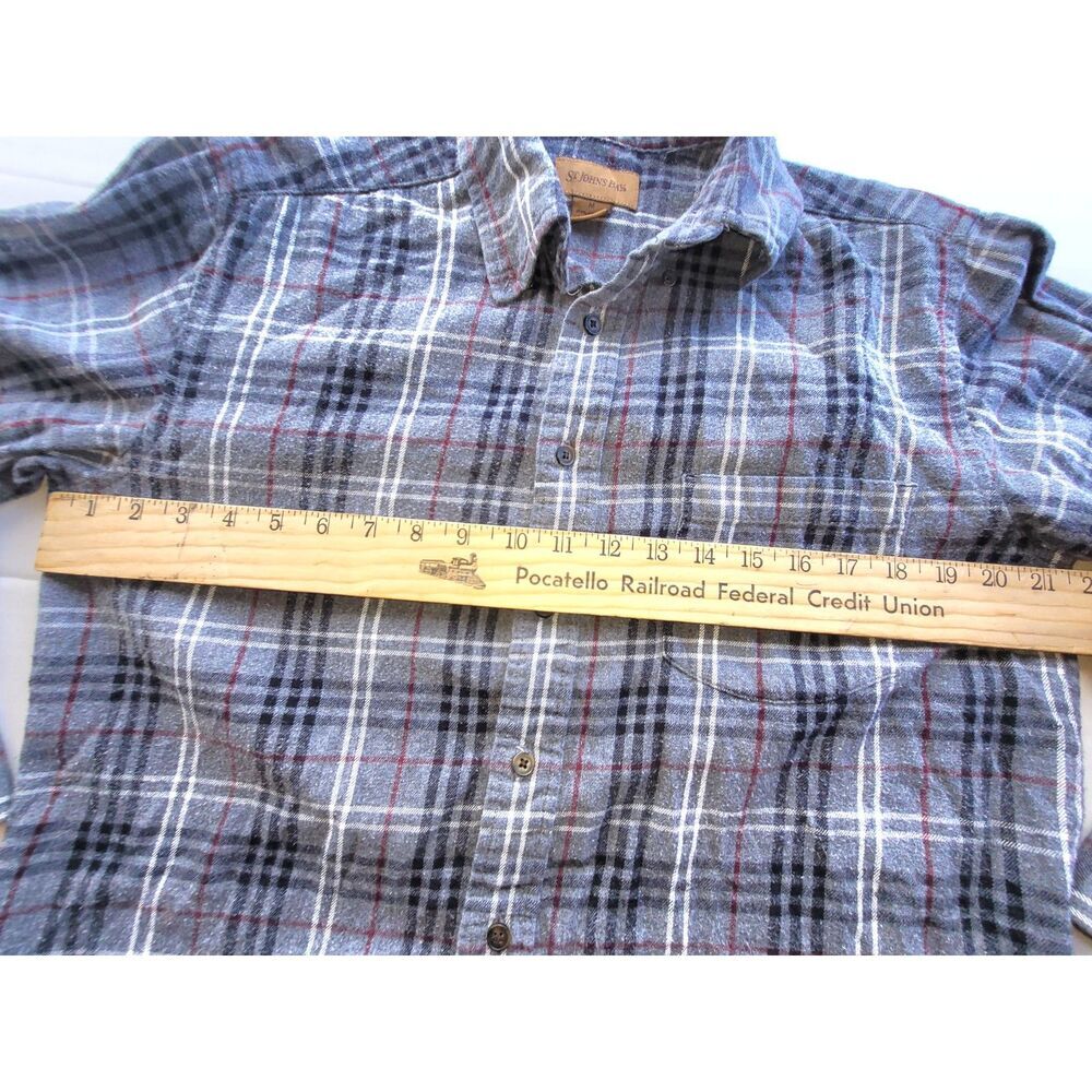 Men's St, John's Bay button down flannel Cotton size Medium - Picture 8 of 9